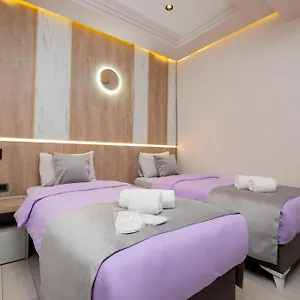 Hotel Lavender Airport ****